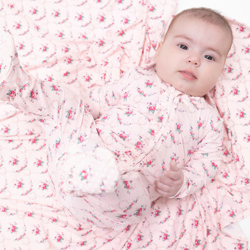 Load image 1 in gallery view