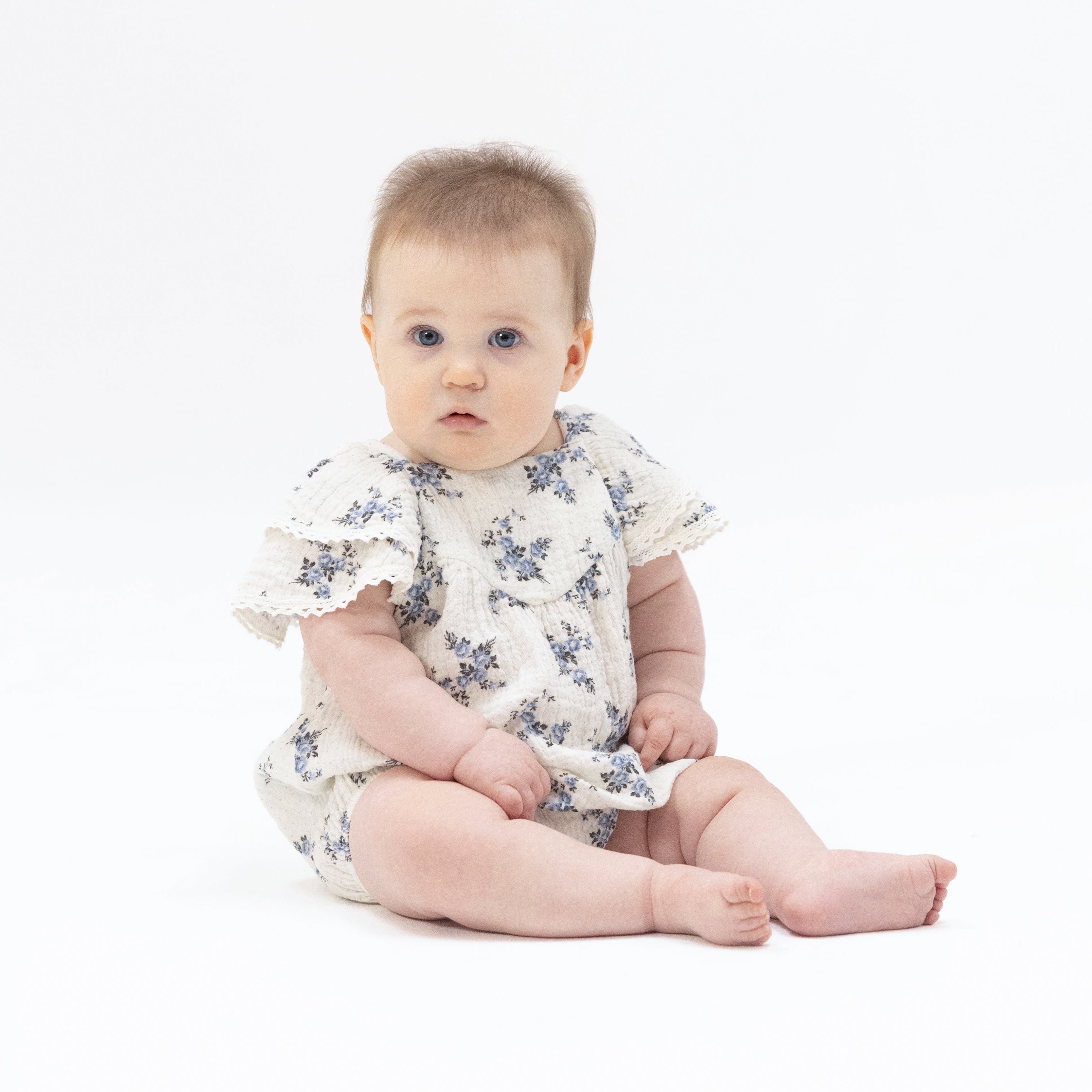 Belle Rosette Dot - V-Neck Bubble