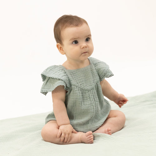 Load image 1 in gallery view