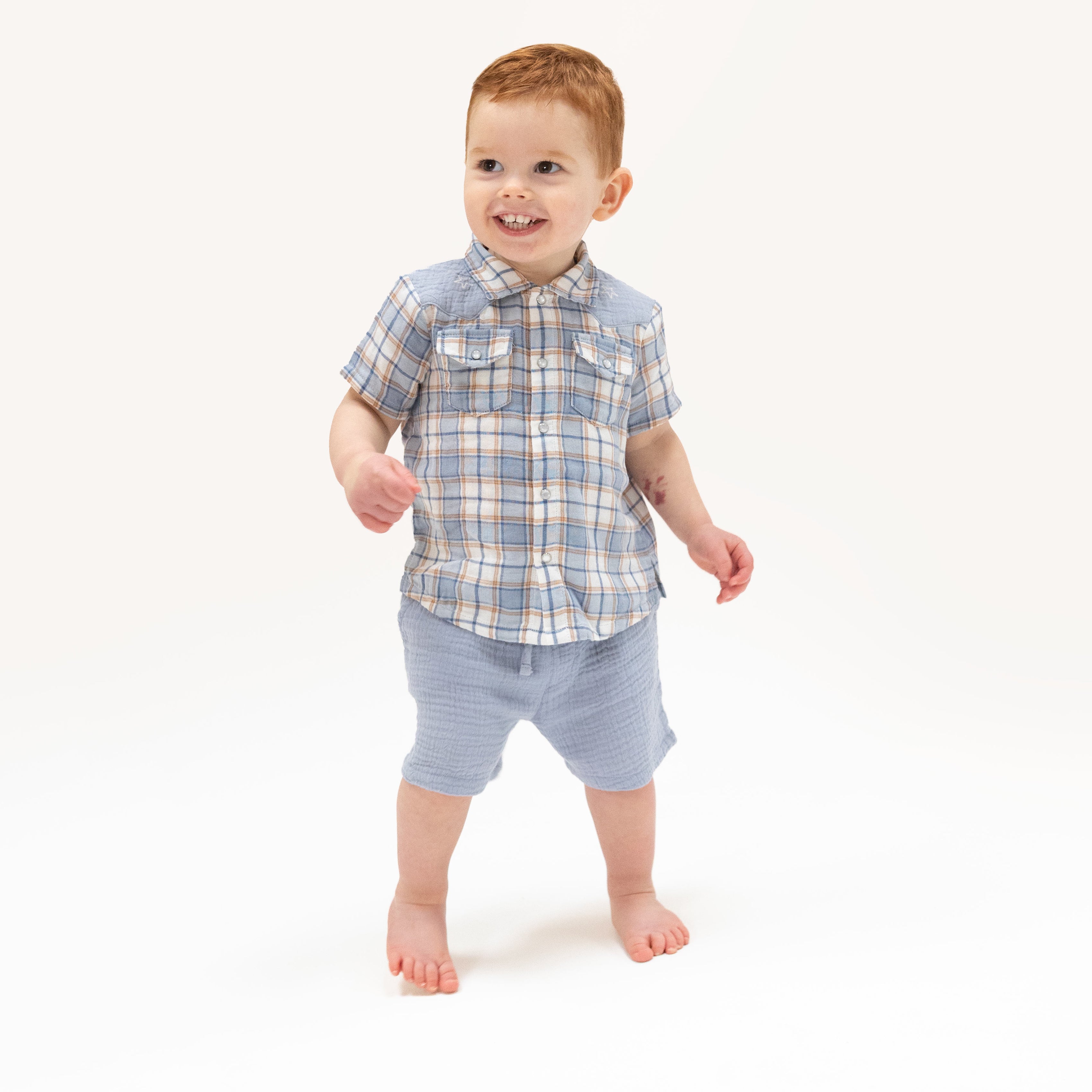 Western Boot Plaid - Short Sleeve Western Pearl Snap Shirt with Casual Short