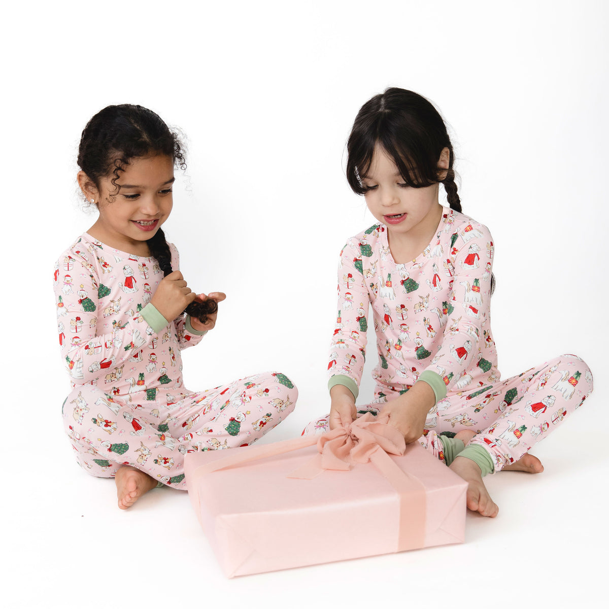 Christmas Dogs Pink - Long Sleeve Loungewear Set