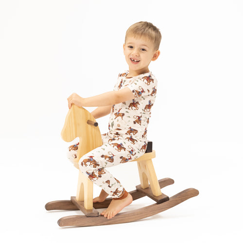 Load image 1 in gallery view