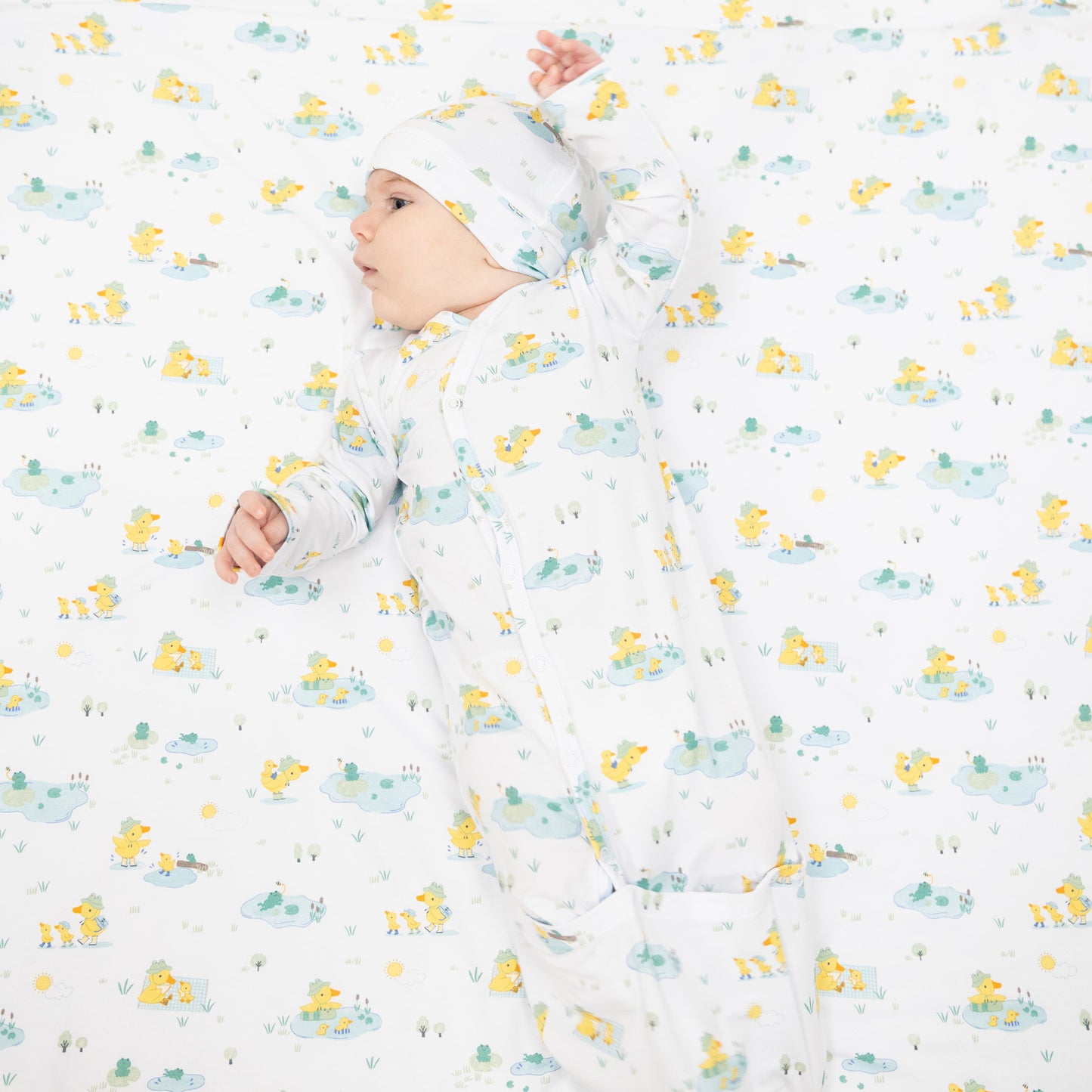 Frog and Duck Pond - Bundle Gown & Knotted Hat-Angel Dear