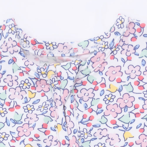 Load image 1 in gallery view