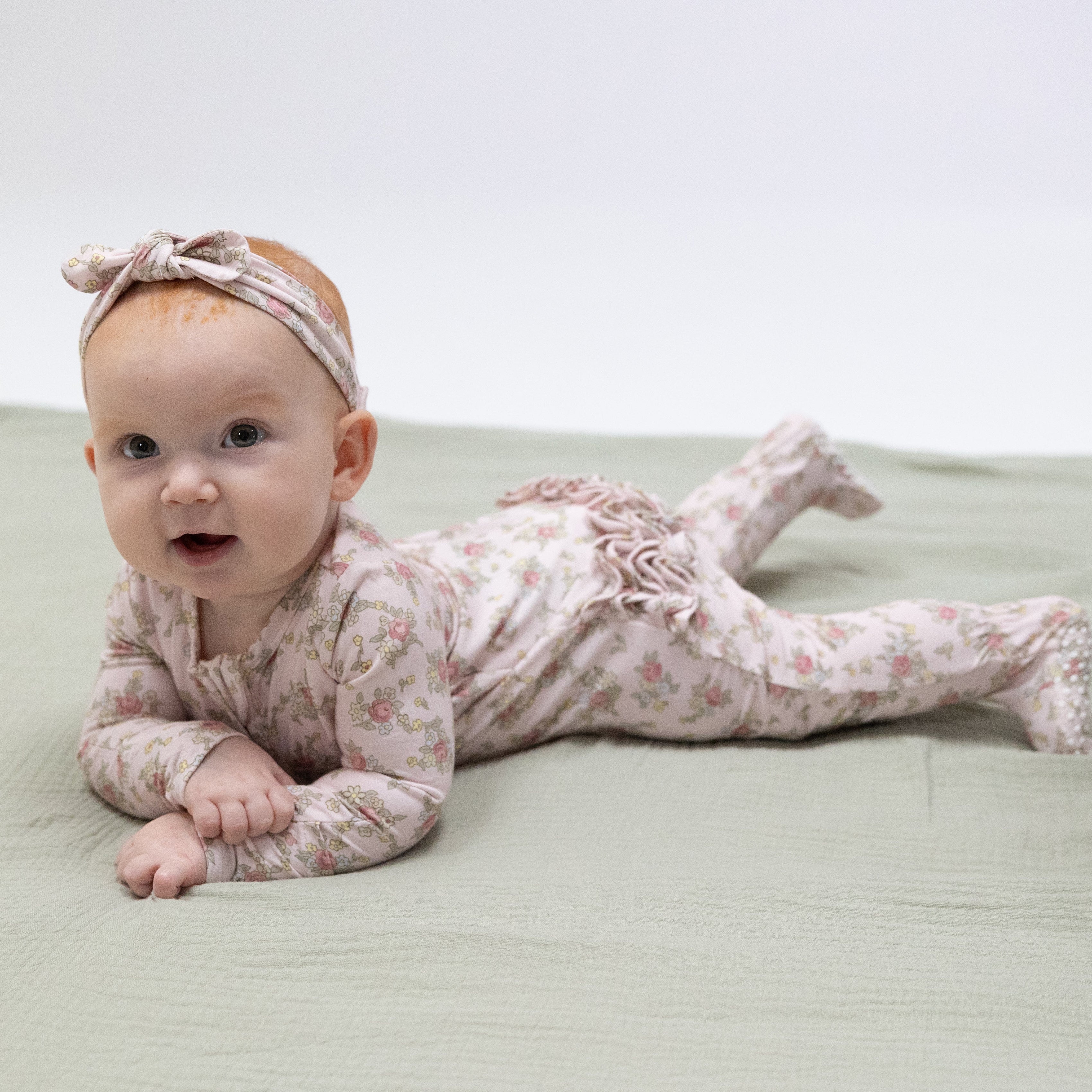 Edith's Rose Garden - 2 Way Ruffle Back Zipper Footie-Angel Dear