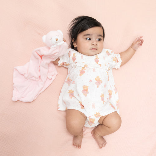 Load image 1 in gallery view