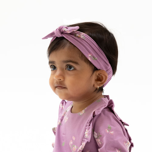 Load image 1 in gallery view