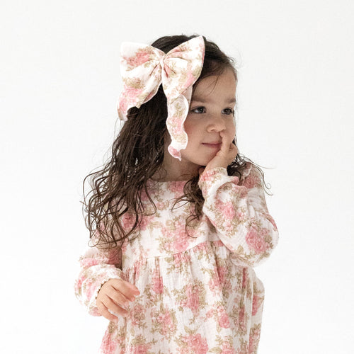 Load image 1 in gallery view