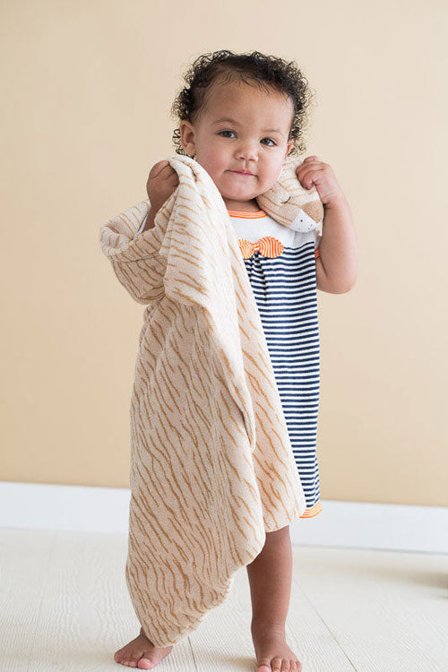 Load image 1 in gallery view